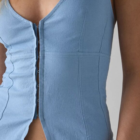 Urban Outfitters Sari Seamed Linen-Blend Halter Vest‎ Top Ashleigh Blue M NWT - Picture 3 of 13